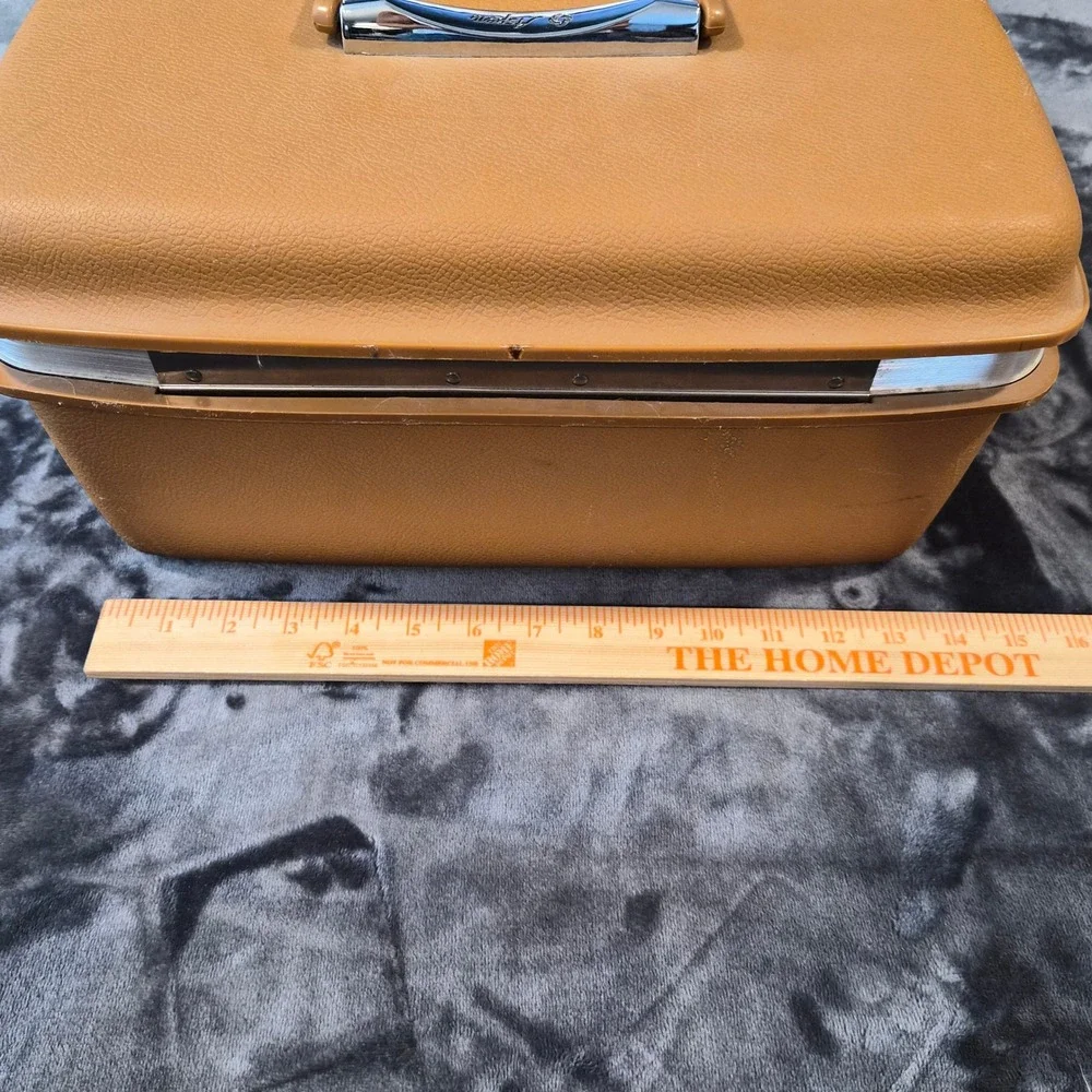 VTG JCPenney Aspen Samsonite Train Case Tan Hard Shell Vanity Makeup Box Mirror